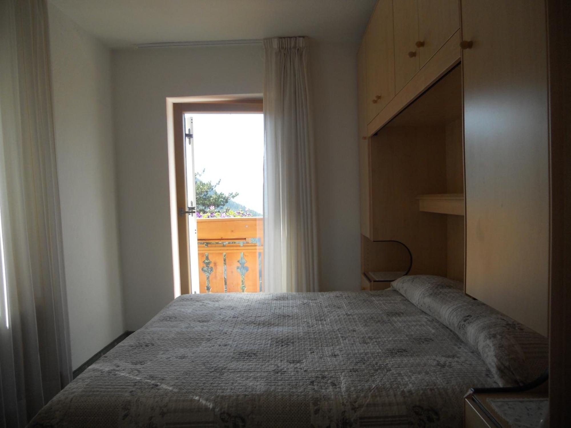 Hotel Garni Excelsior Ливиналлонго-дель-Коль-ди-Лана Номер фото